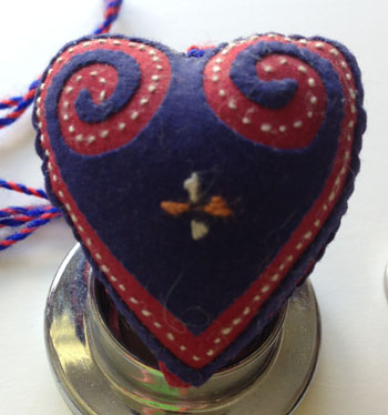 hmong-applique-heart-1433433936-jpg