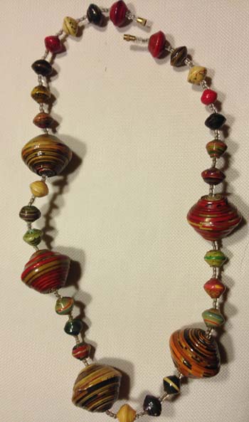 paper-bead-necklace-m825-1424191801-jpg